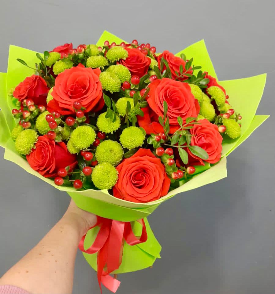 Букет цветов из: Хризантемы и Розы в Шабровском