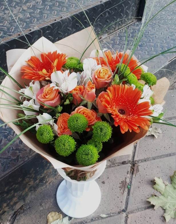 Букет цветов из: Герберы, Хризантемы, Альстромерии и Розы в Шабровском