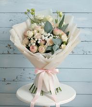 Букет цветов из:  Розы и Лизиантусы #REPLACE_PRED# Шабровском