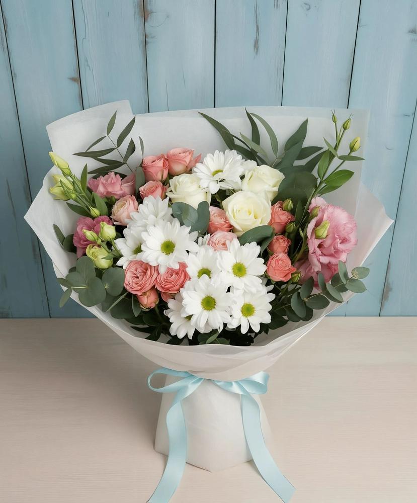 Букет цветов из: Розы, Лизиантусы и Хризантемы в Шабровском