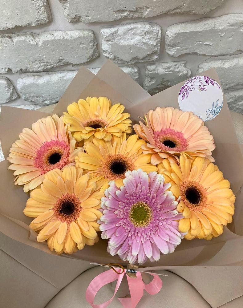 Букет цветов из: Герберы в Шабровском