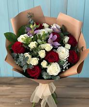 Букет цветов из:  Розы и Альстромерии в Шабровском