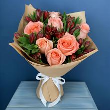 Букет цветов из:  Розы и Альстромерии в Шабровском