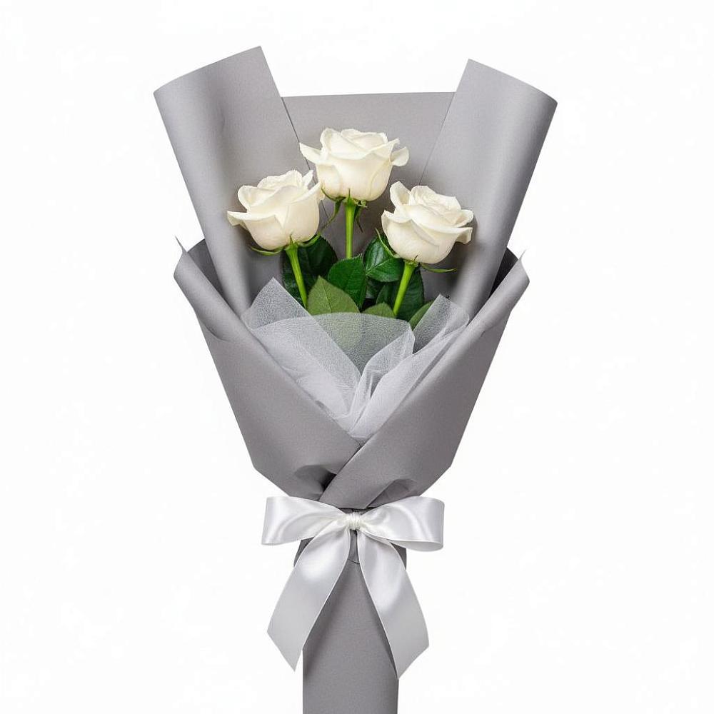 Букет 3 белые розы в Шабровском