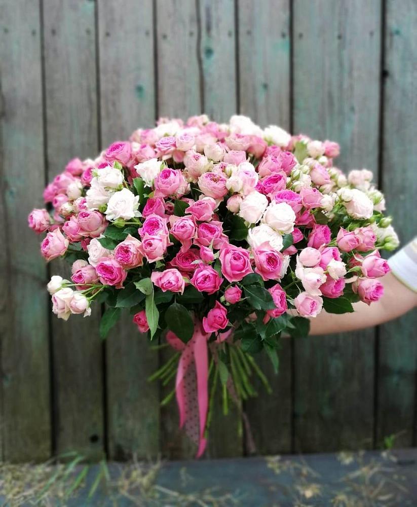 Букет Розовые кустовые розы Натали и Лав Лидия в Шабровском