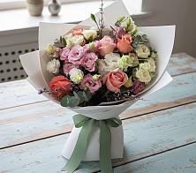 Букет цветов из:  Розы, Лизиантусы и Гвоздики #REPLACE_PRED# Шабровском