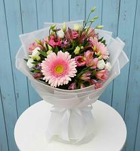 Букет цветов из:  Герберы, Альстромерии и Лизиантусы #REPLACE_PRED# Шабровском