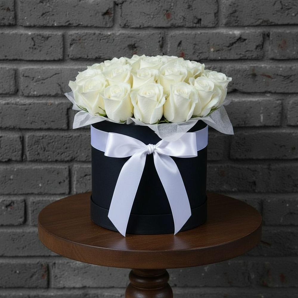 Цветочная композиция из Розы в шляпной коробке в Шабровском